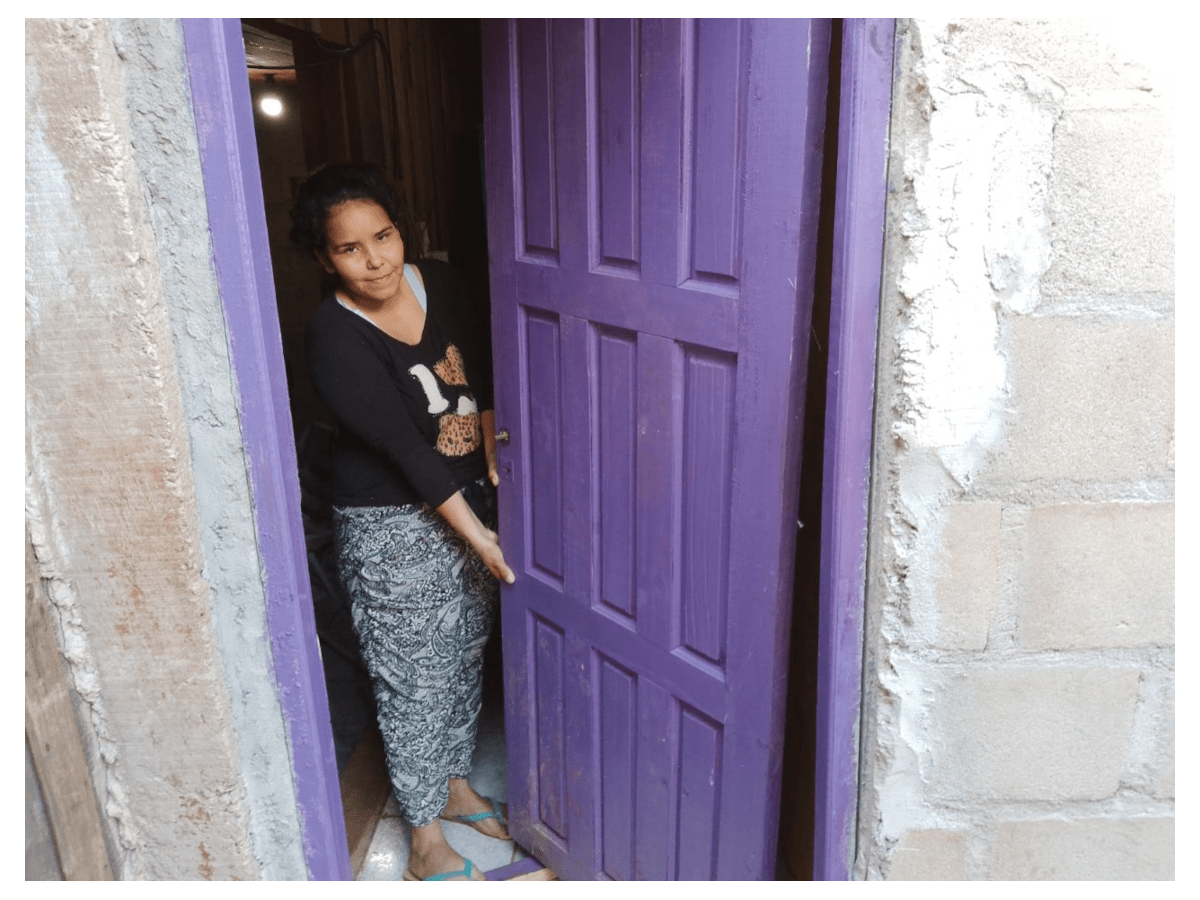 “Me tiró en la cama y, para hacerme callar, me empezó a ahorcar. Me decía: Te voy a matar, de hoy no pasás”