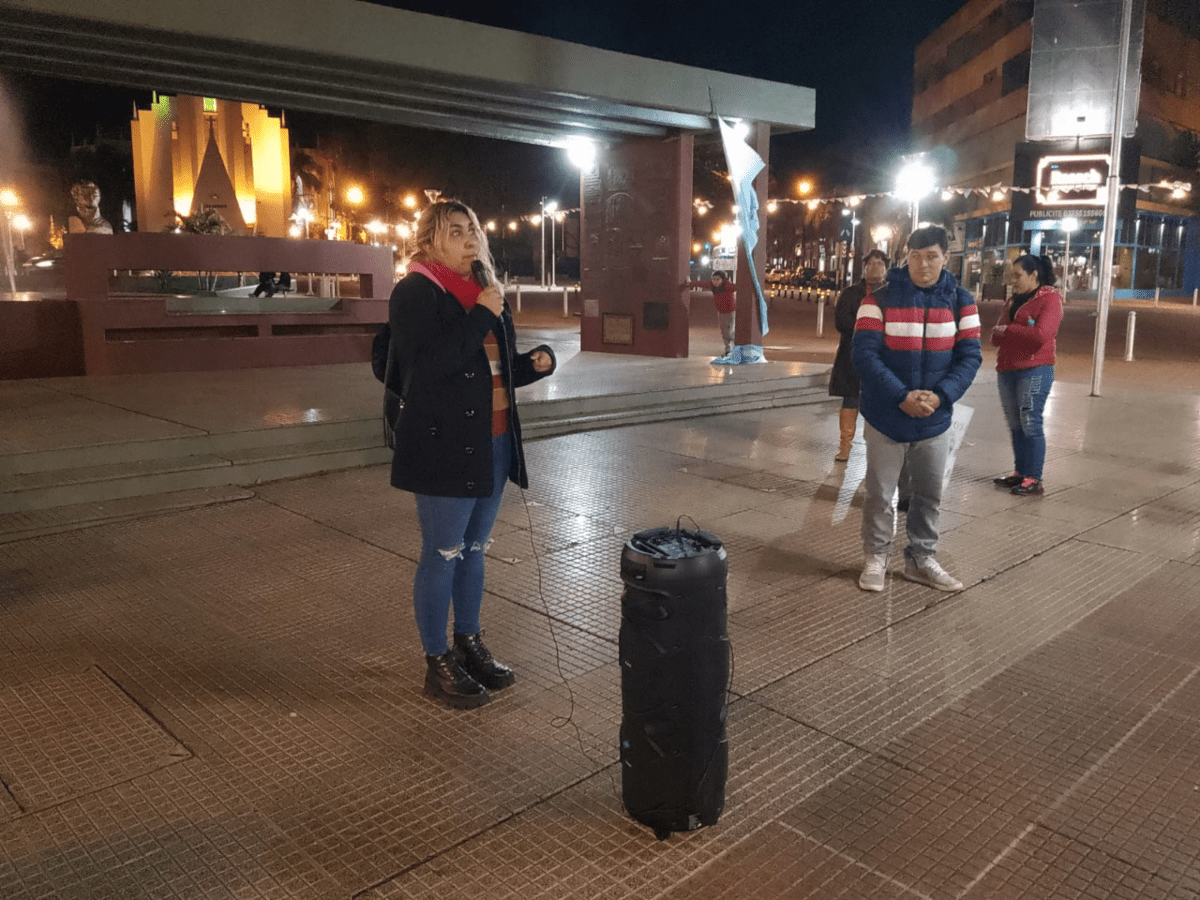 “Quiero traerlo, velarlo y que descanse en paz. Y que paguen estos delincuentes, estos policías asesinos que mataron a mi hijo”