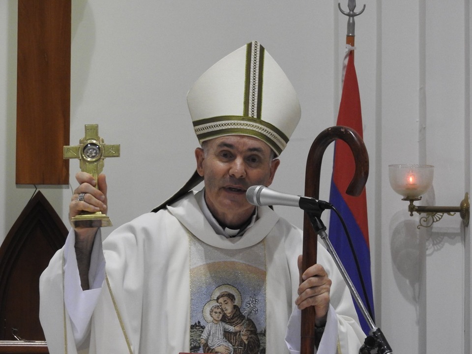 “Existen leyes y ordenanzas, que nadie cumple. Nadie controla”, expresó el obispo de Oberá sobre el consumo nocivo de alcohol