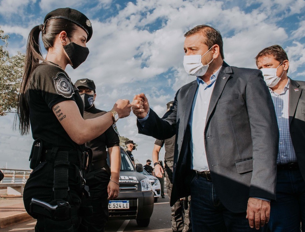 La Policía de Misiones acordó un aumento salarial del 40 por ciento y en diciembre recibirán más