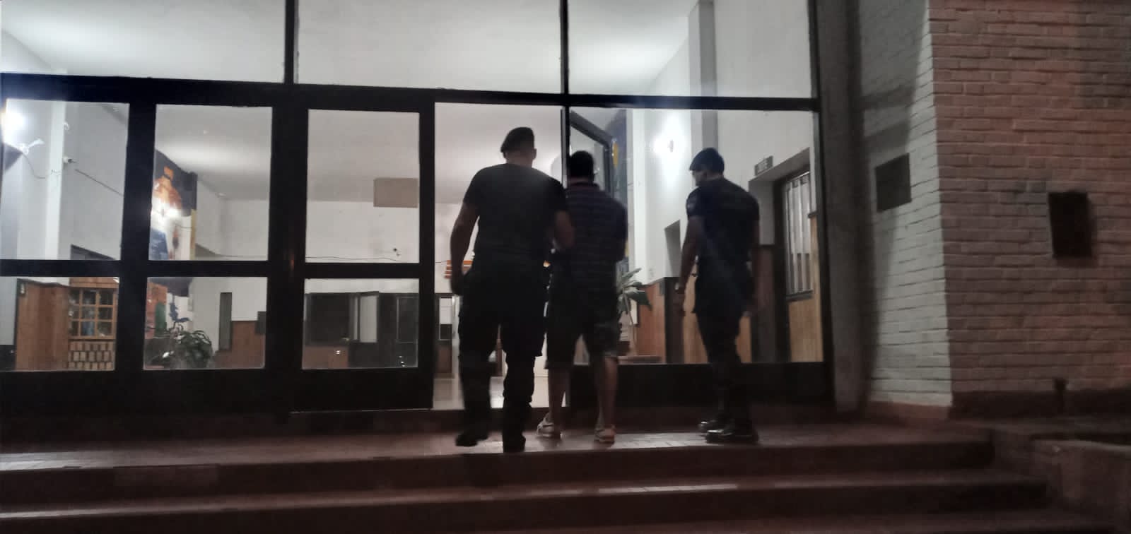 Detuvieron a dos cordobeses y no descartan vínculo con el asalto al cambista de calle Reconquista