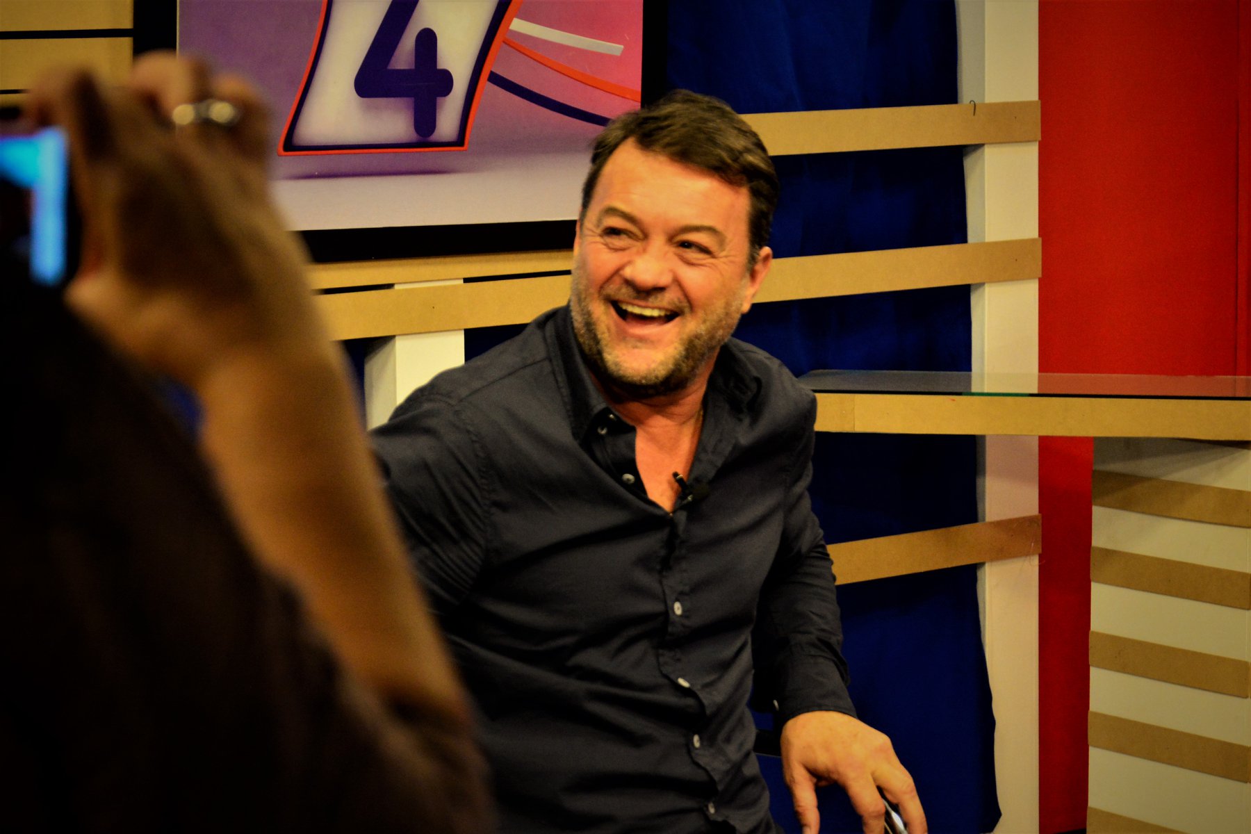 Cacho Bárbaro: «No estamos tan mal. La gente se fue de vacaciones, se fueron al Mundial. La economía no está tan mal»