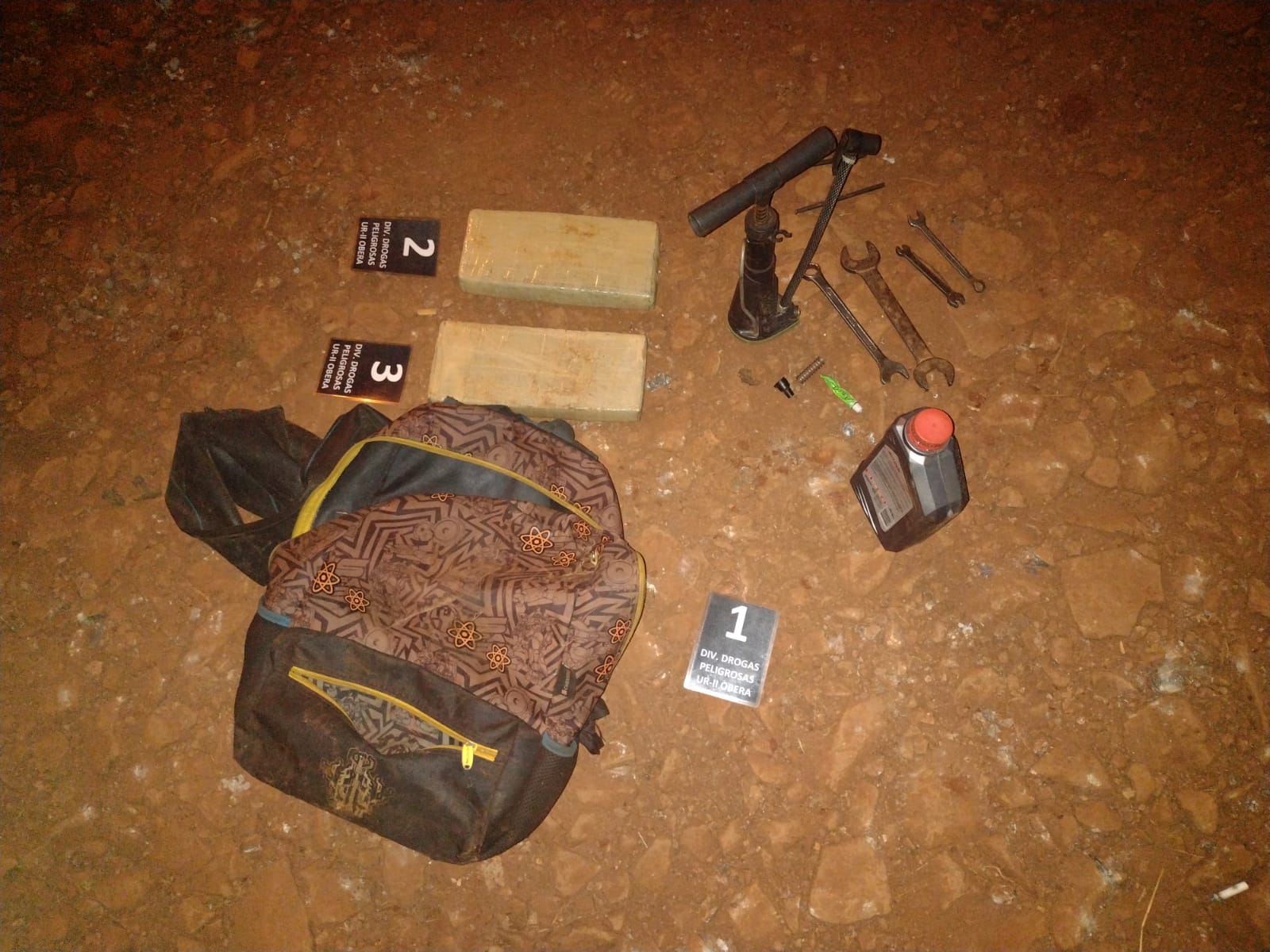 La Policía secuestró dos kilos de marihuana y detuvo a un sospechoso en Villa Blanquita