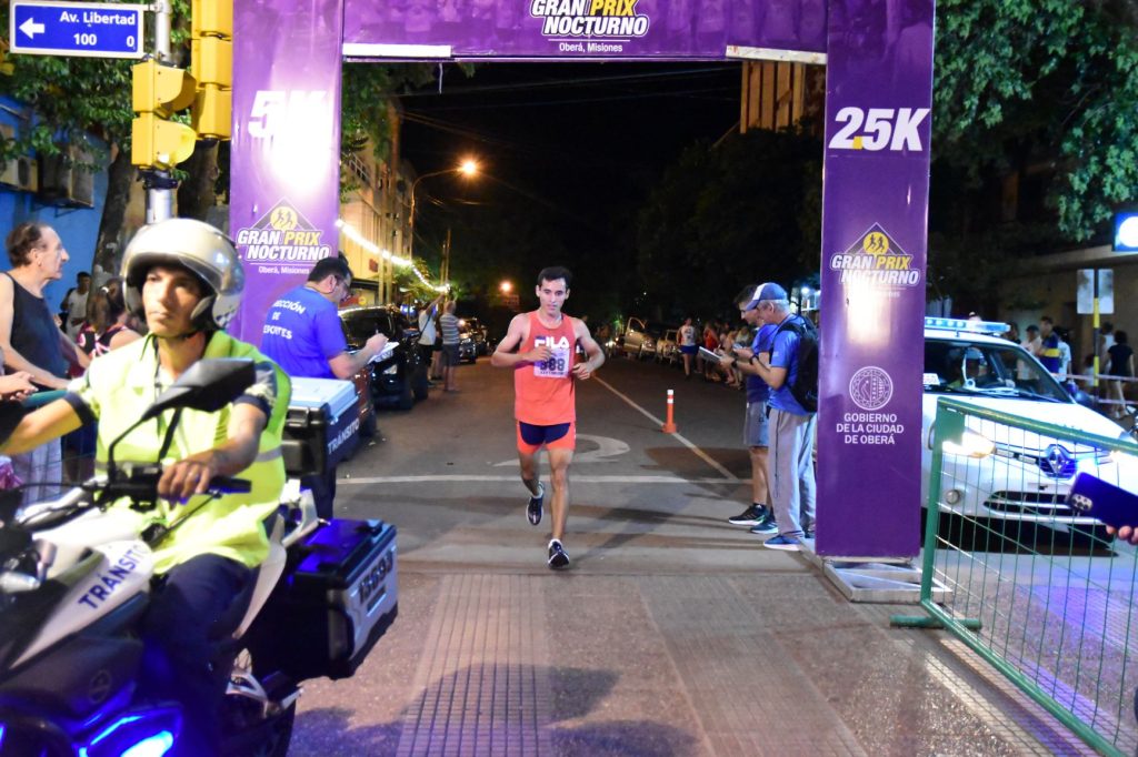 Agustín Da Silva y Rocío Maciel se impusieron en la segunda fecha del Gran Prix Nocturno