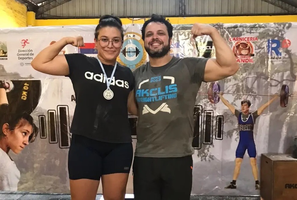 Cristian Aquino impuso su experiencia en la primera fecha del Provincial de levantamiento Olímpico