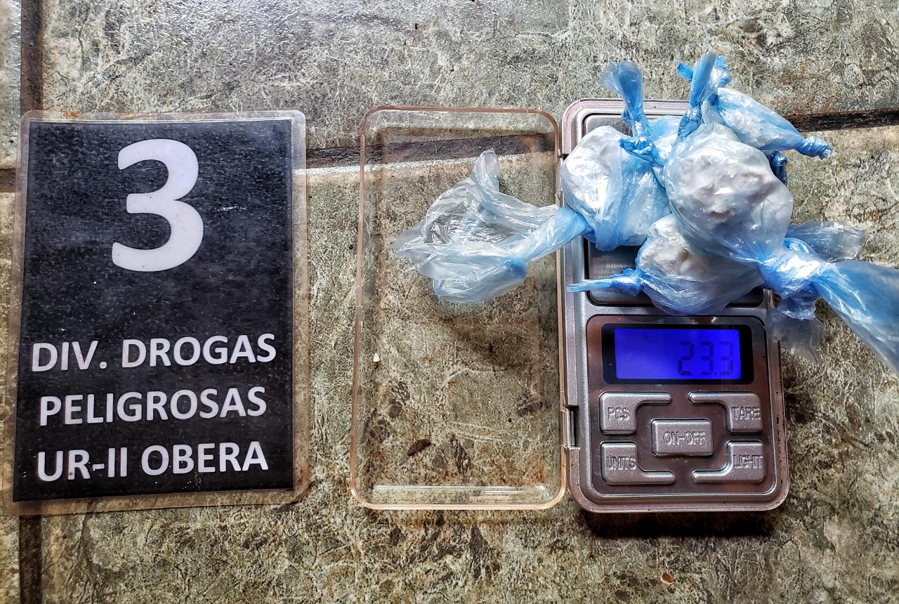 La Policía seguía pistas de un robo y descubrió un quiosco de cocaína en Oberá