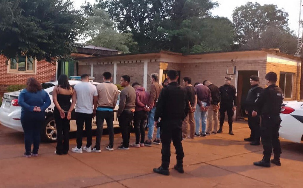 Campo Viera: festejaban un cumpleaños, se desconocieron y terminaron todos presos