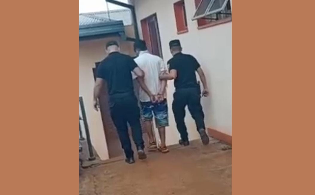 Detuvieron a conocido delincuente que quiso robar en dos casas, pero como no pudo amenazó de muerte a una mujer