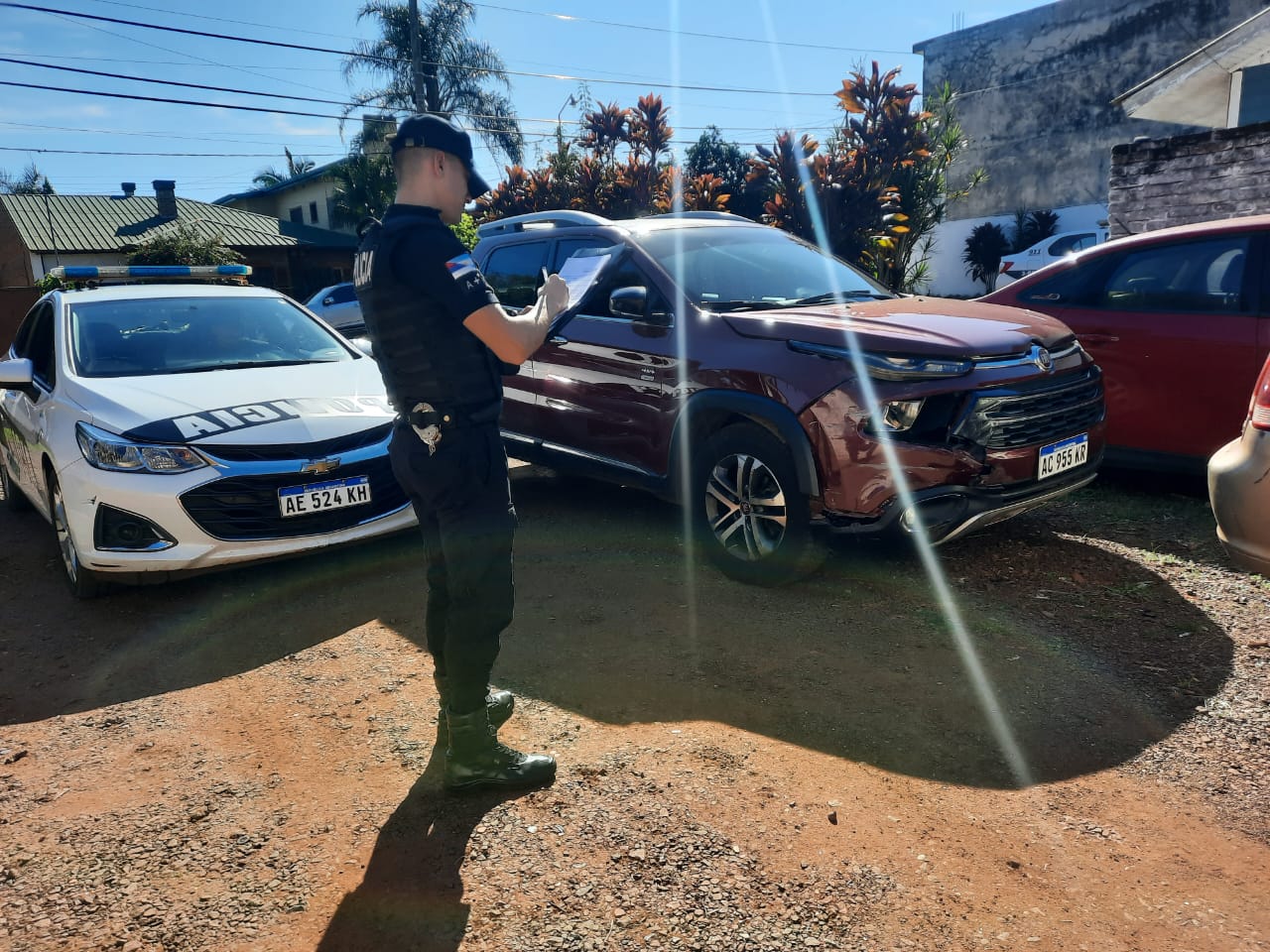 Se presentó el propietario de una camioneta que ayer chocó a un auto estacionado y escapó