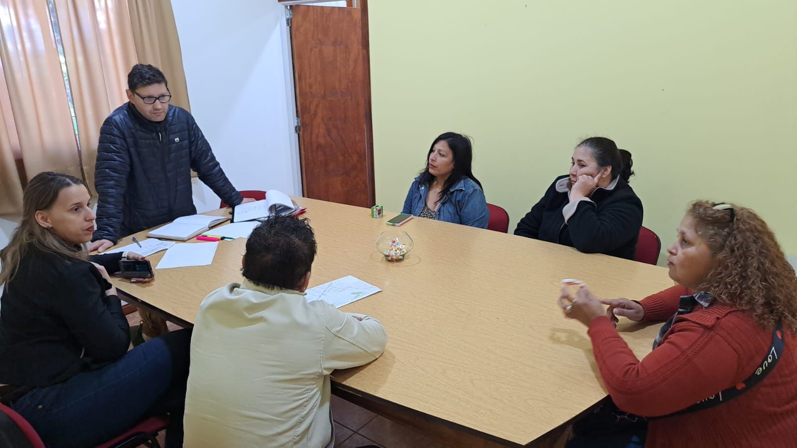 Vecinos y funcionarios consensuaron mejoras para el servicio de transporte urbano en Oberá