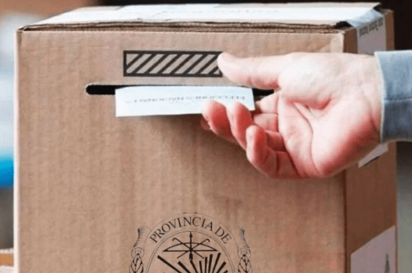 Malestar en autoridades de mesa porque aún no cobraron la remuneración por los comicios de mayo