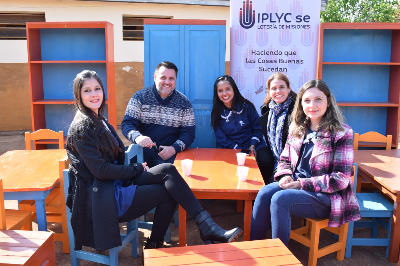 IPLyC Social entregó mobiliario a NENI de Concepción de la Sierra
