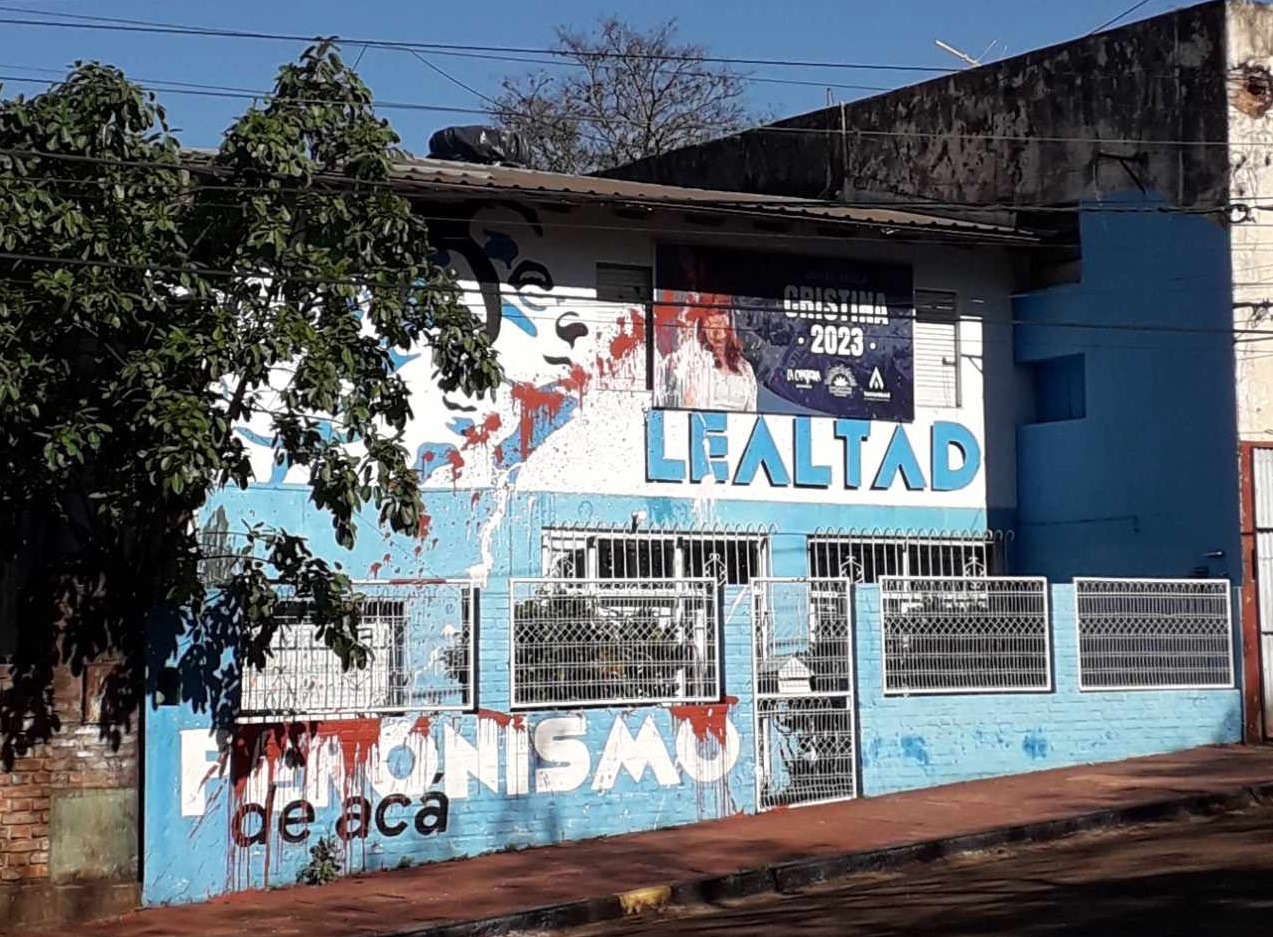 Vandalizaron local partidario del peronismo-K en Oberá