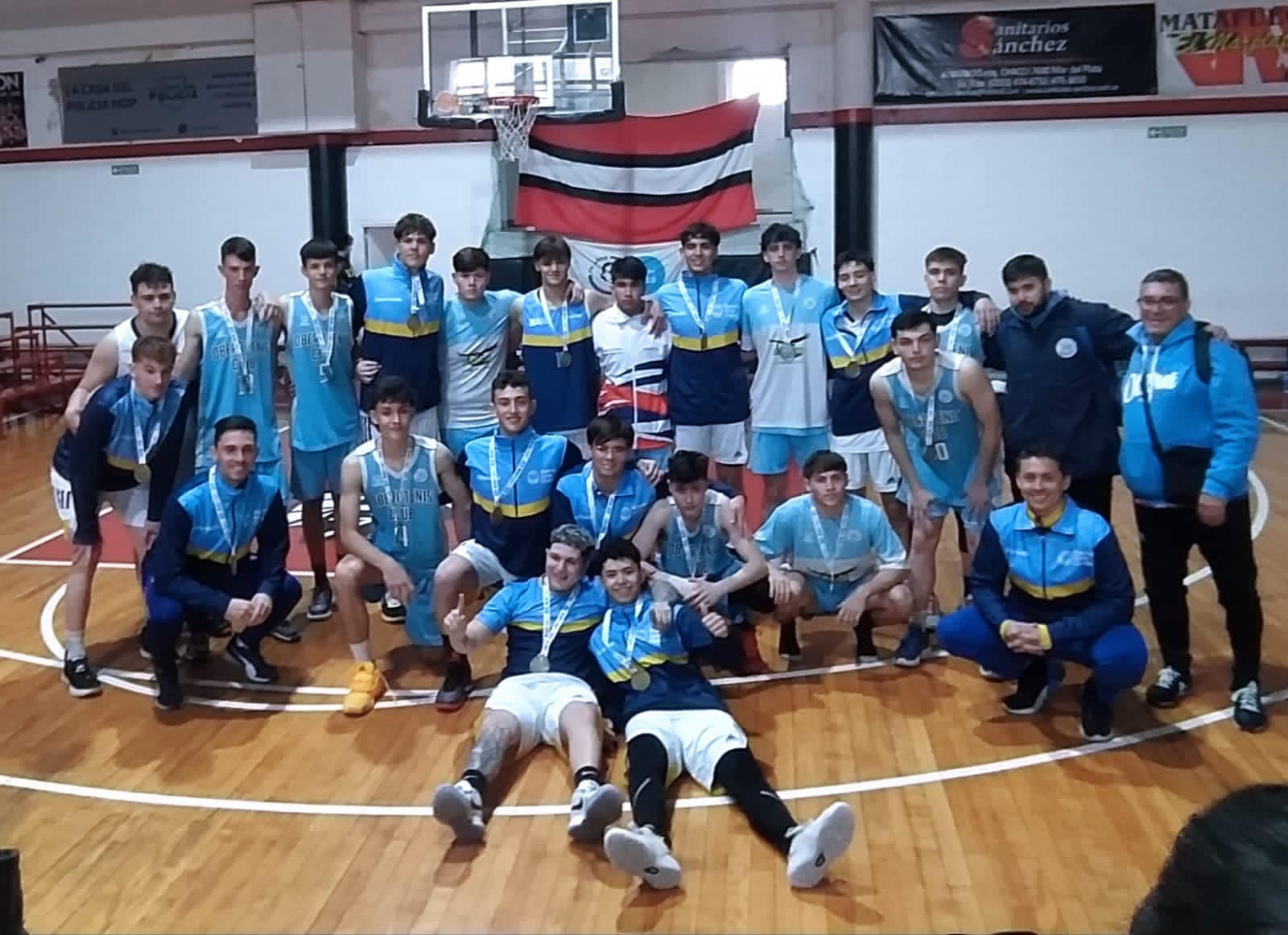 El equipo de básquet de Misiones, con base obereña, obtuvo la medalla de plata en los Juegos Evita
