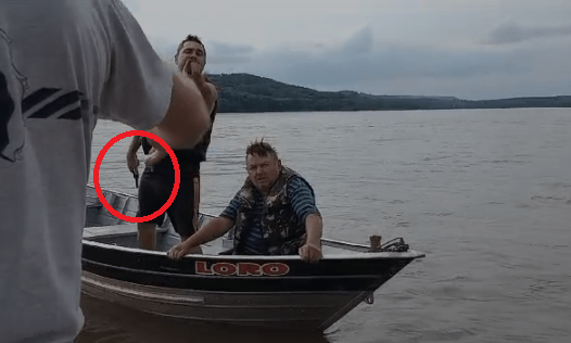 Río sin ley: brasileños atacaron a tiros y amenazaron de muerte a los ocupantes de una lancha argentina en Alba Posse