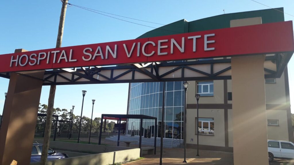 El marido la apuñaló y ahora su familia rechaza la transfusión de sangre porque su religión lo prohíbe: son Testigos de Jehová