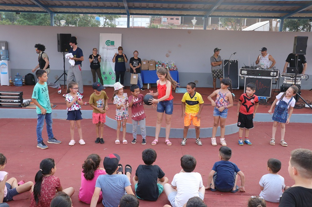 Gurises dijo presente en la Primera Feria de Descuentos