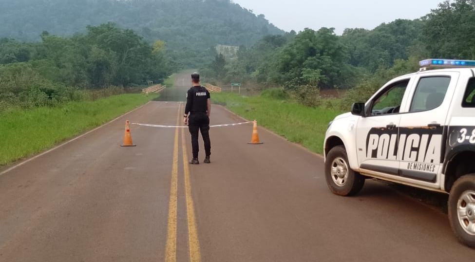 Por la crecida se clausuró el tránsito por el puente del arroyo Ramón en ruta Costera