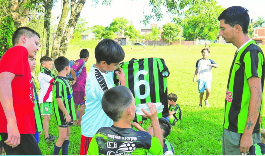 Escuela de Fútbol Deportivo Caballeriza: un club de barrio que alivia carencias y peligros cotidianos