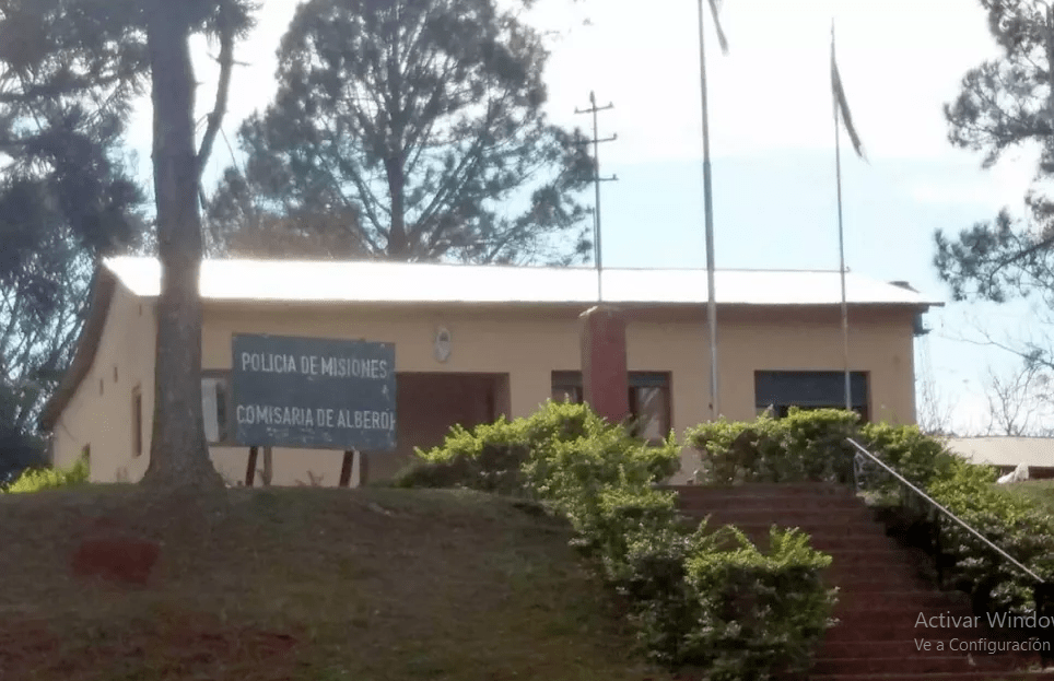 Pensionado detenido por violar a su hijastra y a una hija biológica en Colonia Alberdi