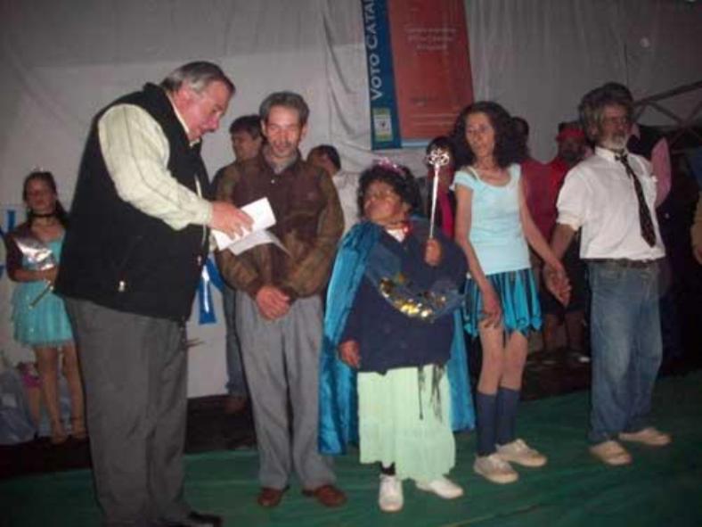 El “Baile de los Feos”: alevosa y cruel demostración de la inutilidad del INADI que Milei quiere cerrar