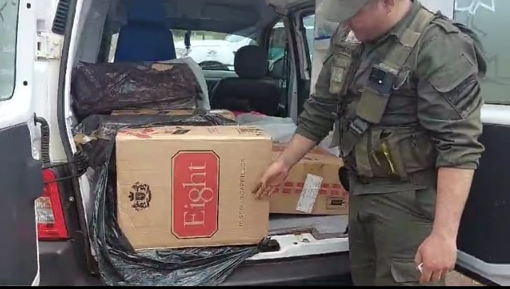 La ambulancia de Los Helechos llevaba cigarrillos de contrabando y sospechan que hizo varios viajes similares