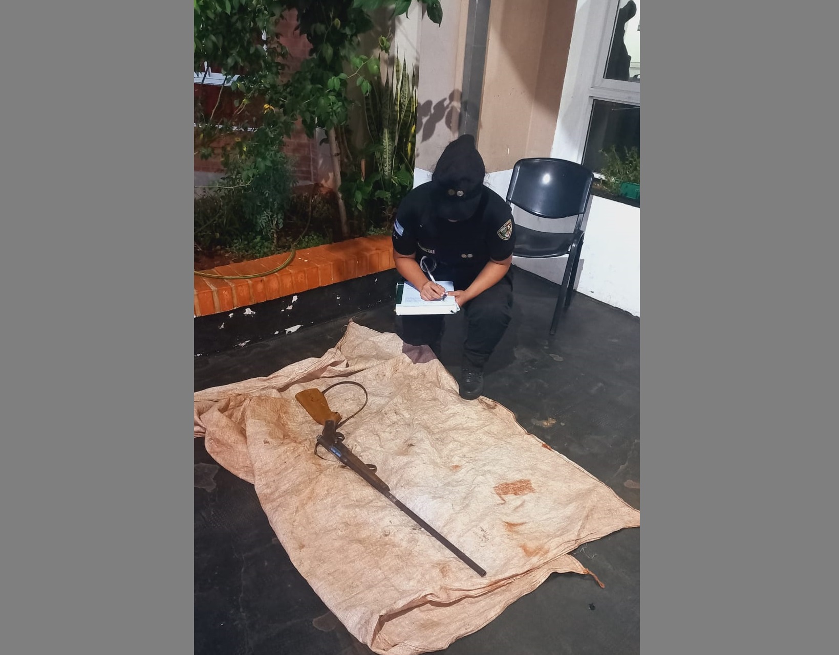 El menor baleado por su abuelo se halla con respirador en delicado estado