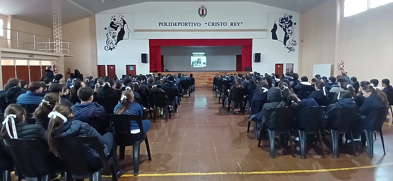 Charlas sobre prevención en el Cristo Rey, de Apóstoles