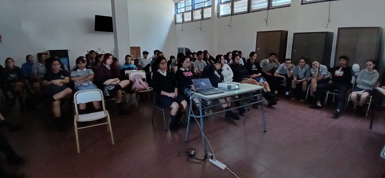 Charlas sobre prevención para estudiantes de Garupá