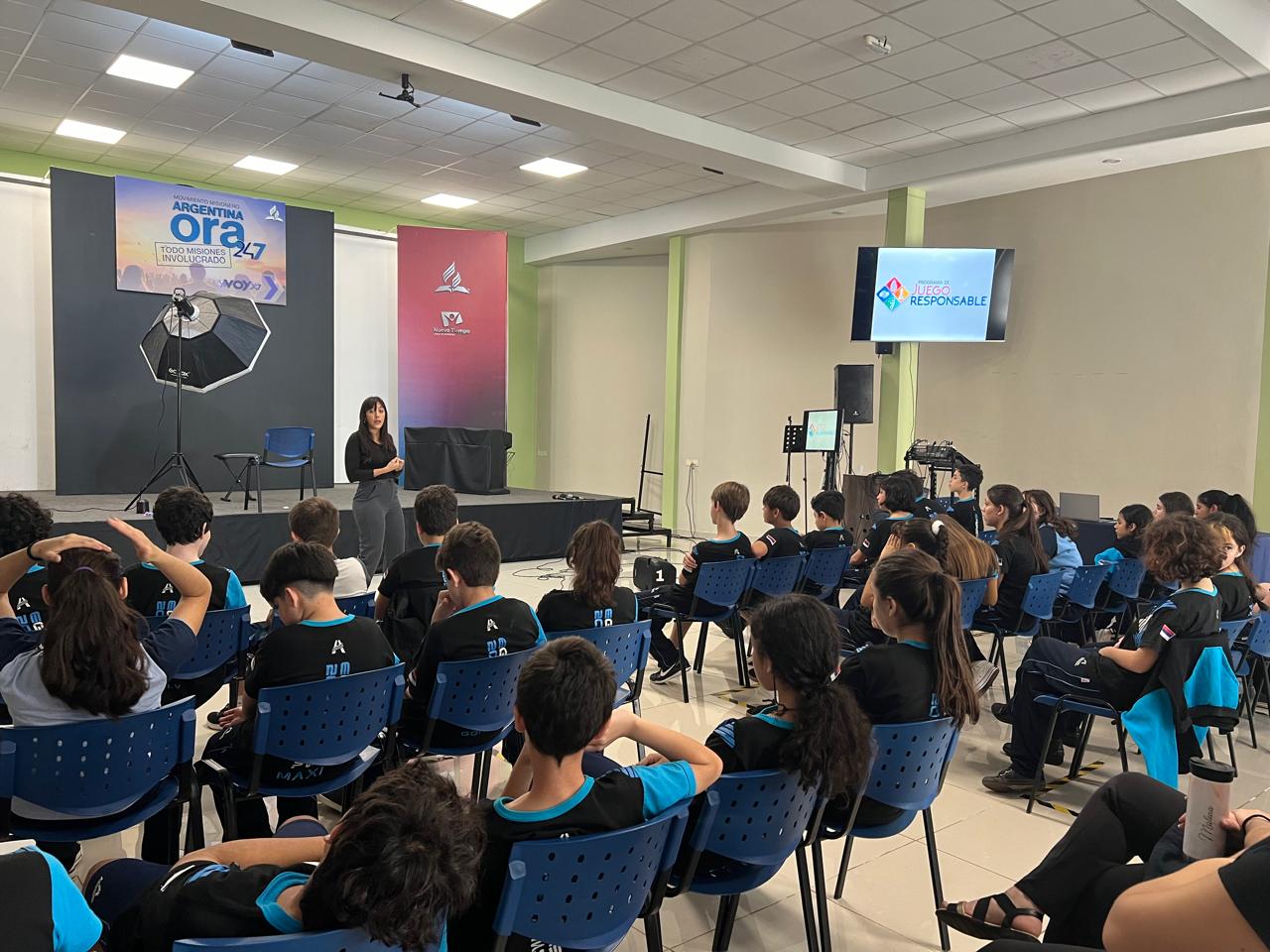 Hubo charlas de prevención en el Roque González y el Mariano Moreno