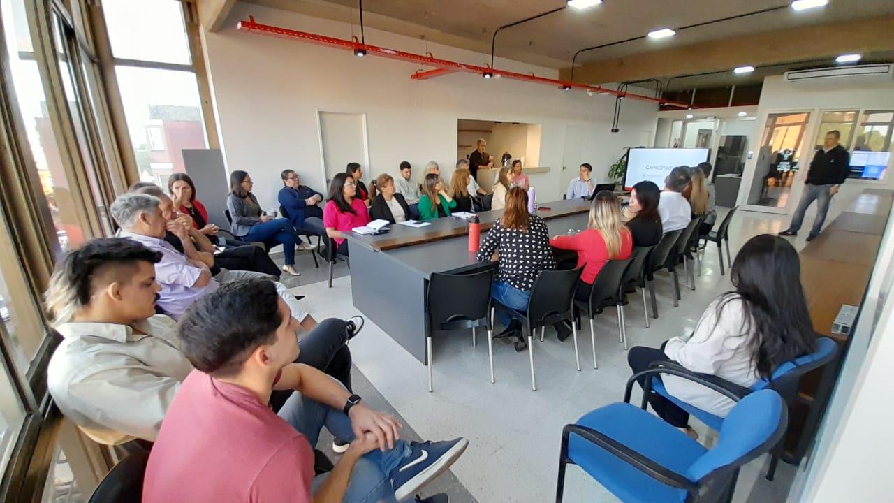 Nueva capacitación de la UIF para personal del IPLyC