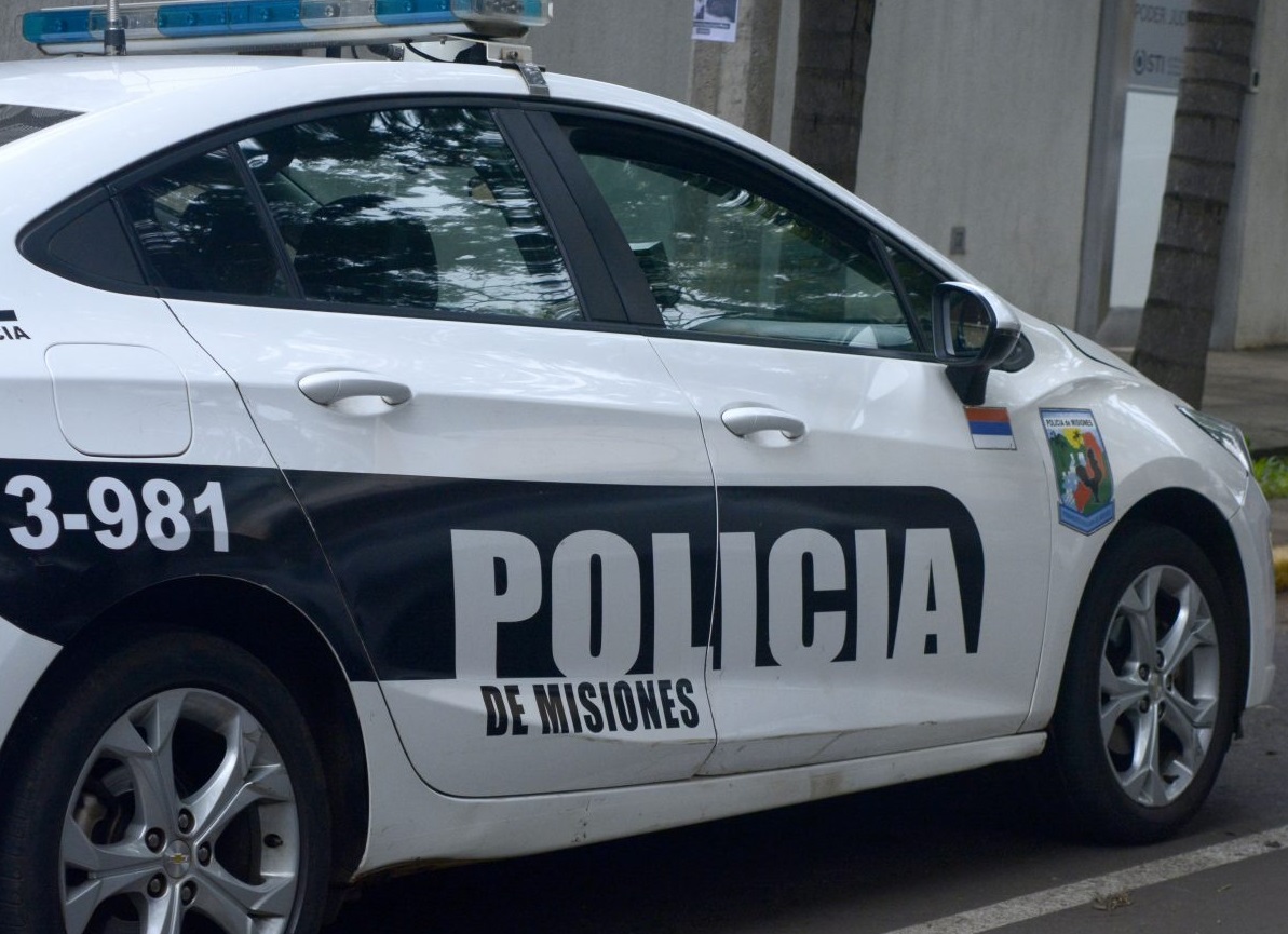 Discusión entre policías terminó a los tiros y escándalo en Campo Ramón