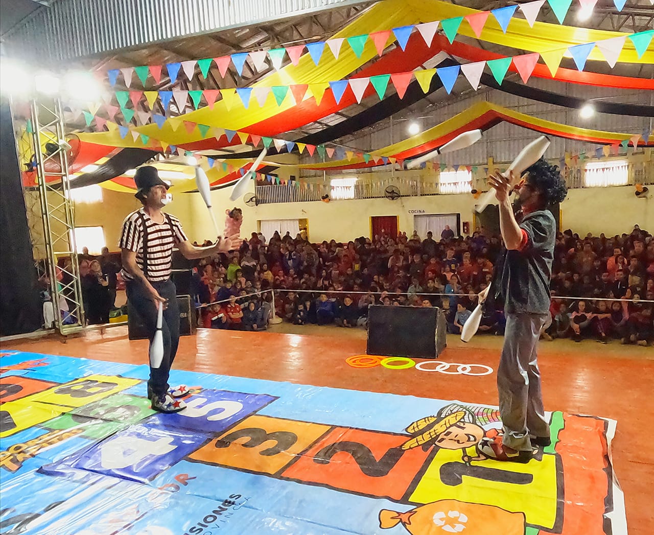 Gurises y sus mil y una maneras de divertir a las infancias