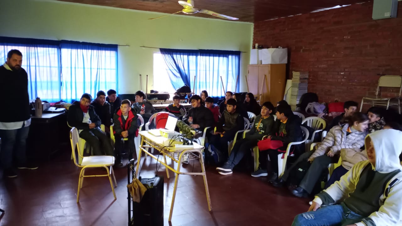 Charlas sobre prevención en Leandro N. Alem