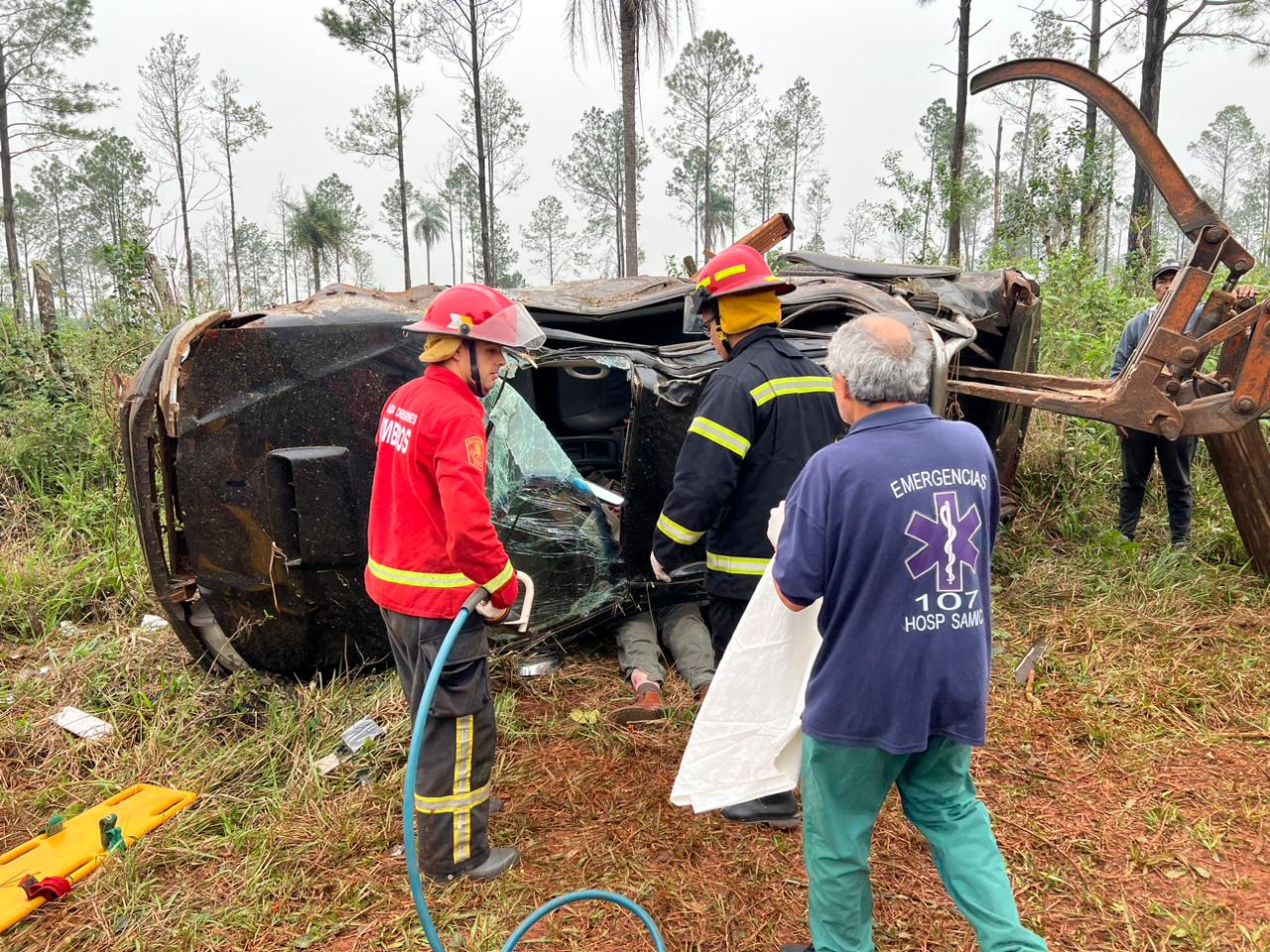 Conocido empresario sufrió un accidente y fue rescatado por bomberos de Oberá