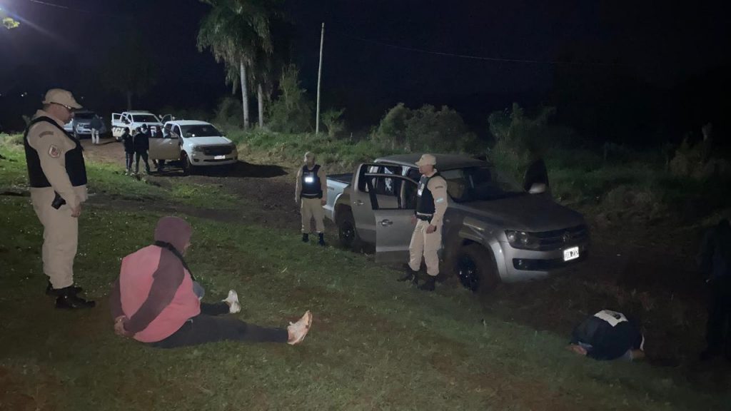 Policía de Misiones detenido con una carga de mil kilos de droga