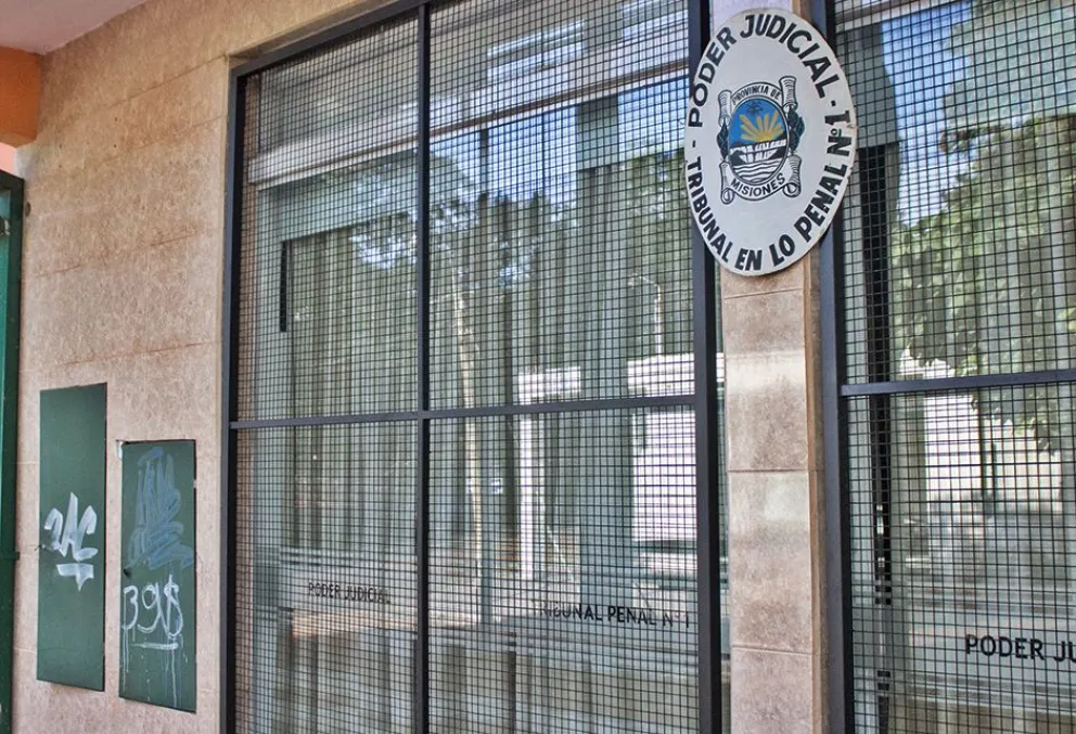 Violaba a su hija y la amenazaba con cortarle el cuello: fue condenado a 12 años de cárcel