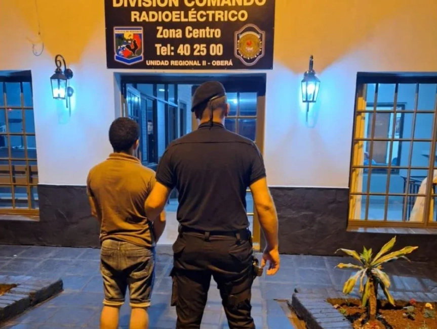 Con inteligencia artificial copió la cara del vecino y le sacó plata, pero lo descubrieron