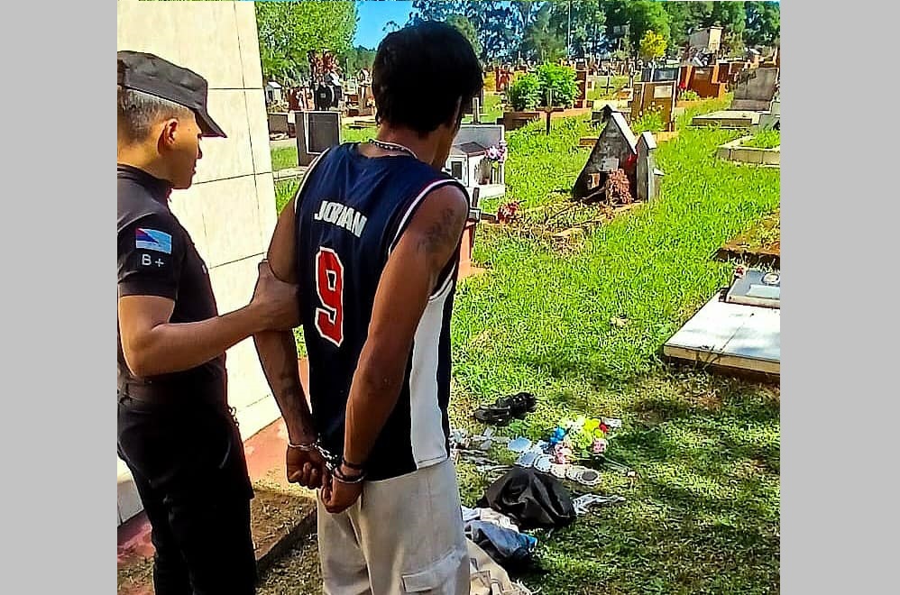 Detuvieron a un ladrón de tumbas en el Cementerio de Oberá