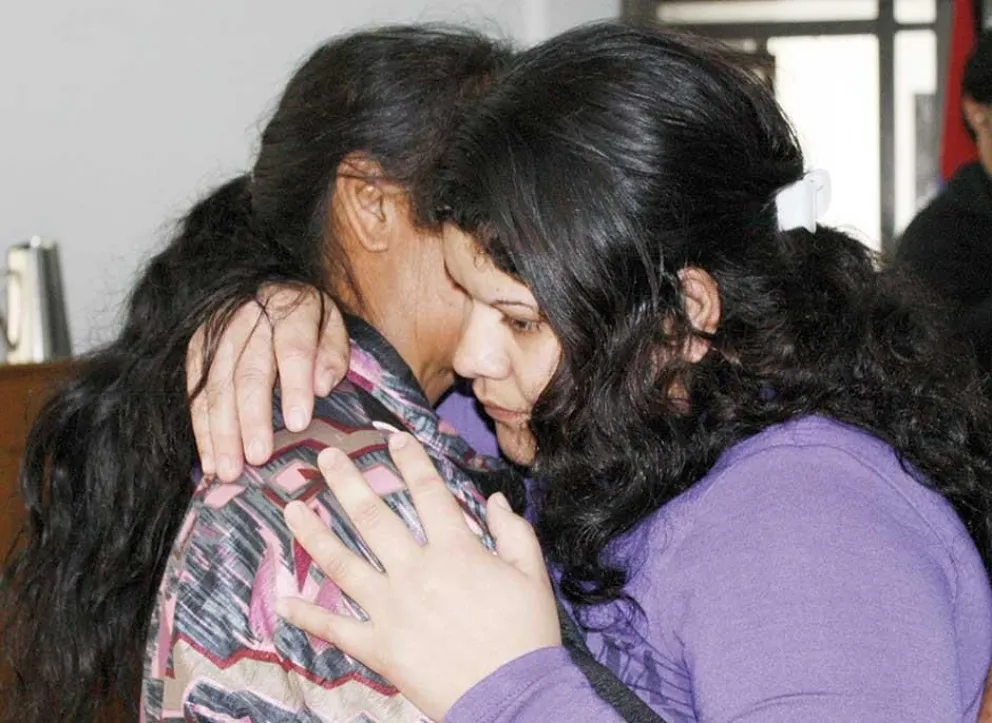 Tiró a su bebé recién nacido en un pozo, pero argumentó que pensó que la criatura nació sin vida