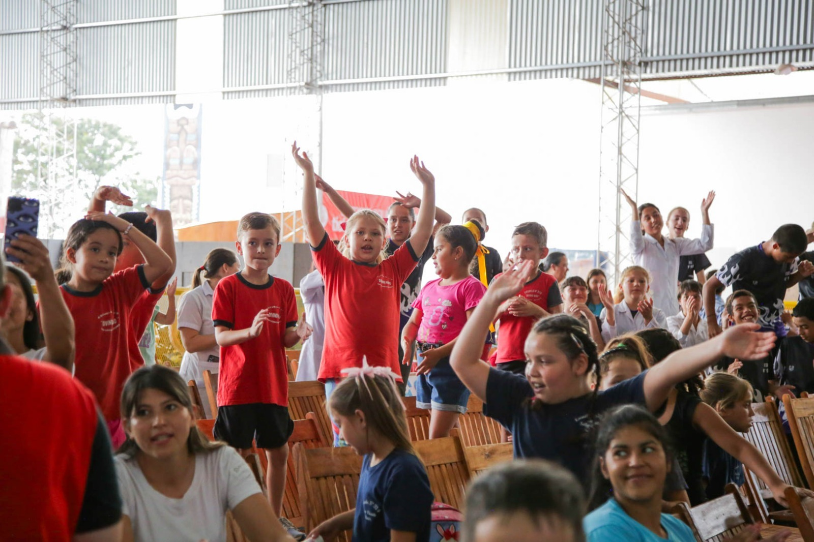 Gurises acercó diversión a la Fiesta de la Madera
