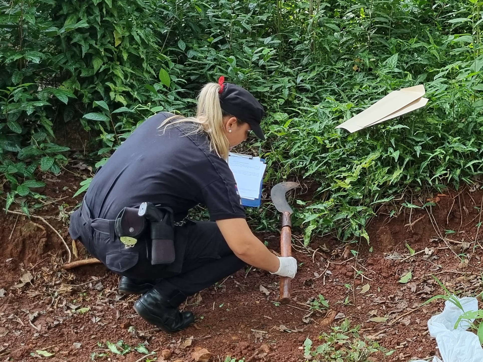 La Policía encontró el machete con que atacaron a la pareja en Los Helechos: detalles del último parte médico
