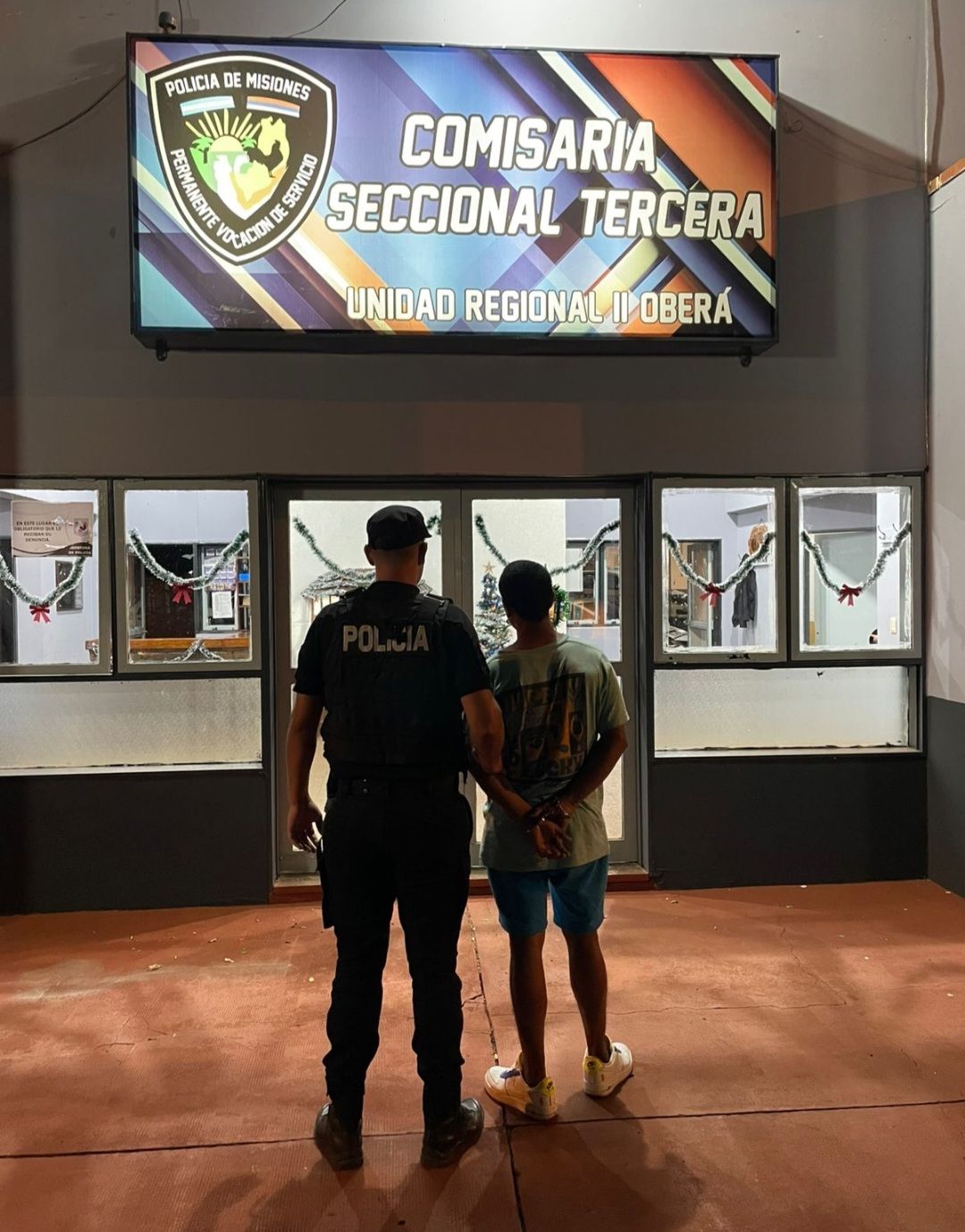 Entró a robar, llegó el dueño y se escondió en el ropero: terminó preso