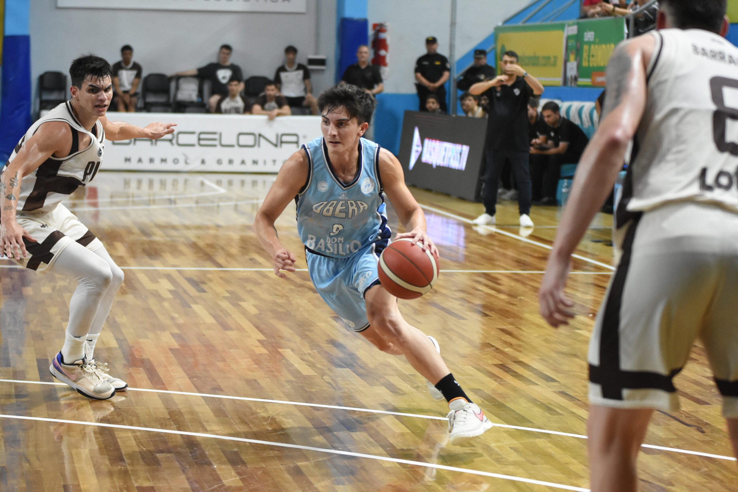 Choque de punteros: OTC recibe a Instituto