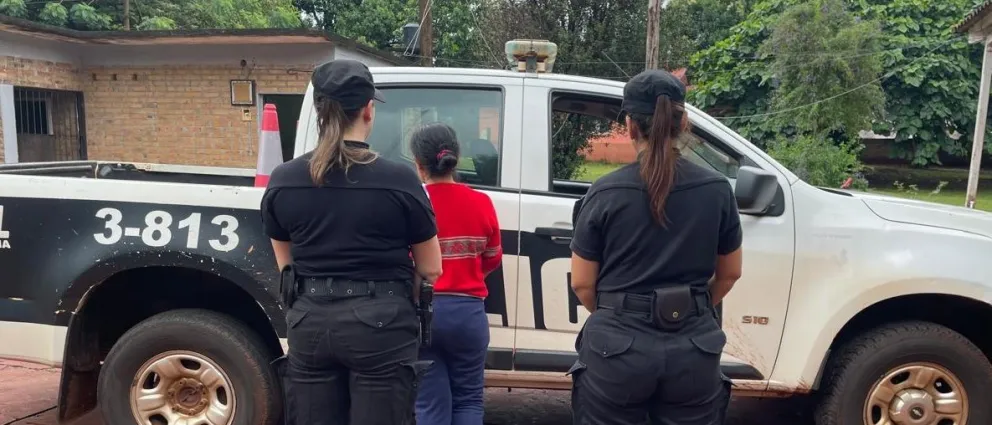 Detuvieron a una mujer acusada de apuñalar a su pareja por celos