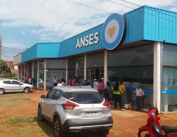 “Estamos pasando muy mal”: por un error administrativo de Anses, hace un año no cobra el salario de sus 3 hijos