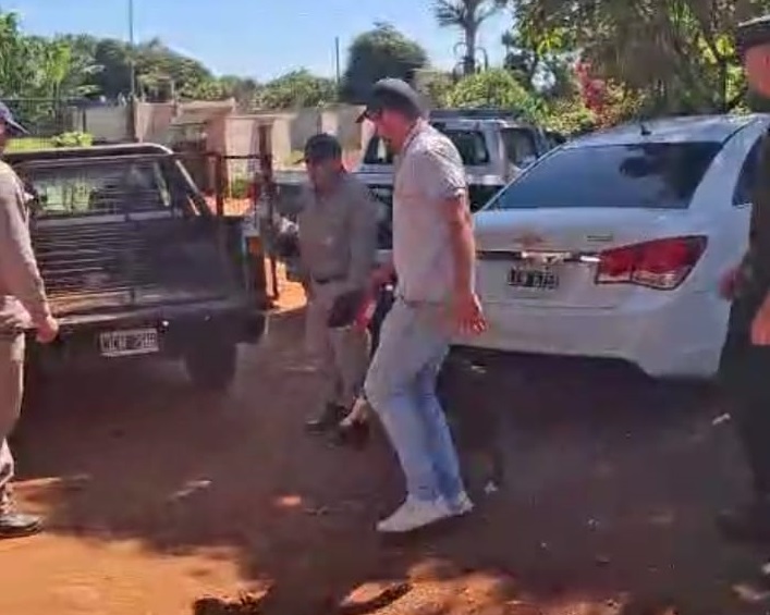 Tras denuncias de vecinos, retiraron a un pitbull de la casa que habitaba en Barrio Norte