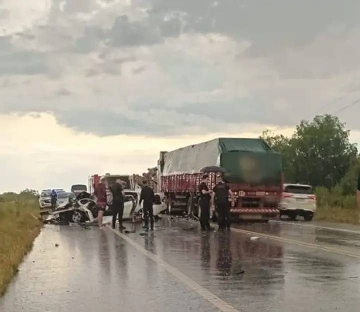 Un muerto en un choque frente al Camellias Golf: buscan identificar a la víctima