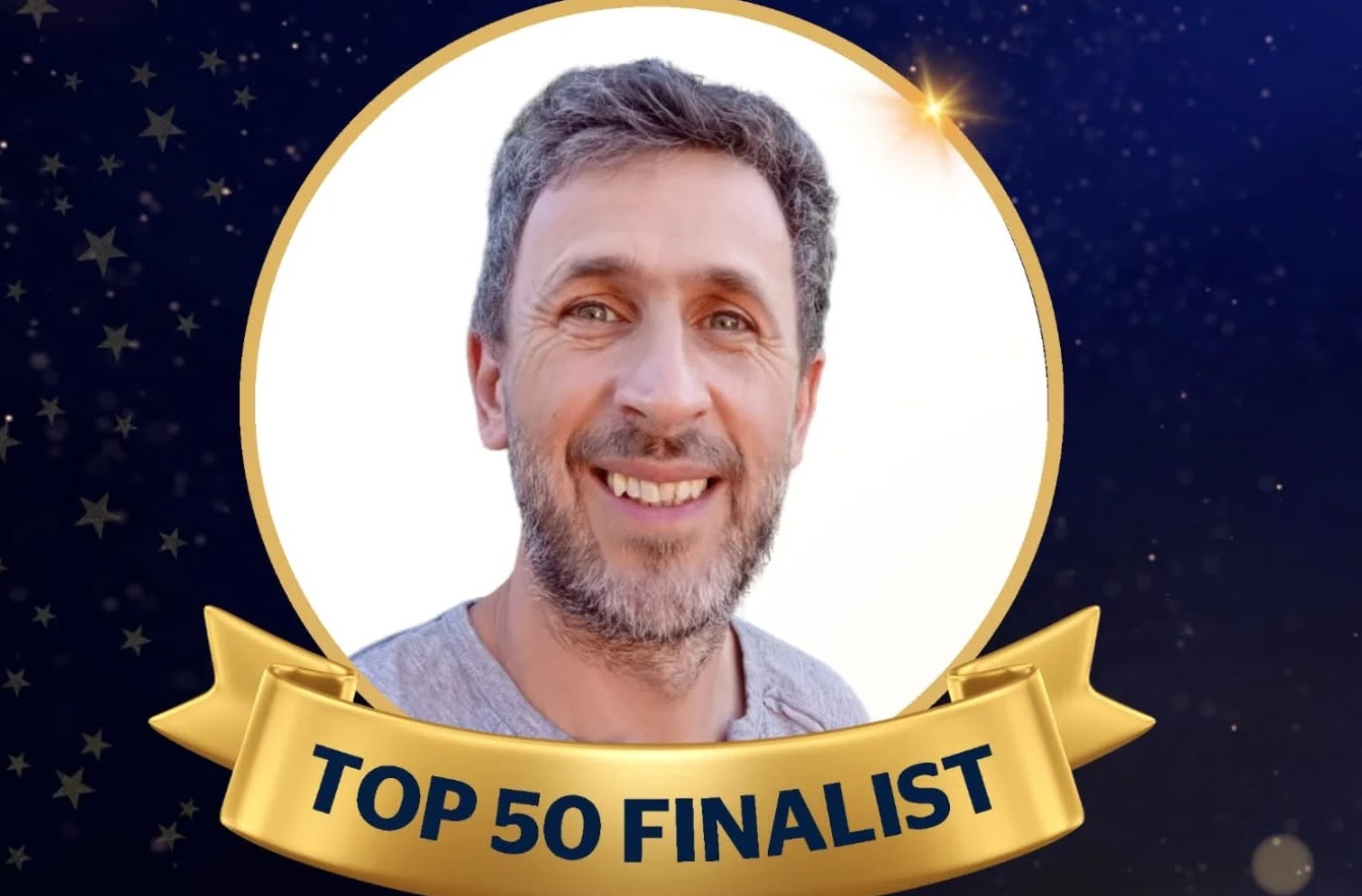 Obereño fue electo entre los mejores 50 docentes del mundo y compite por un millón de dólares