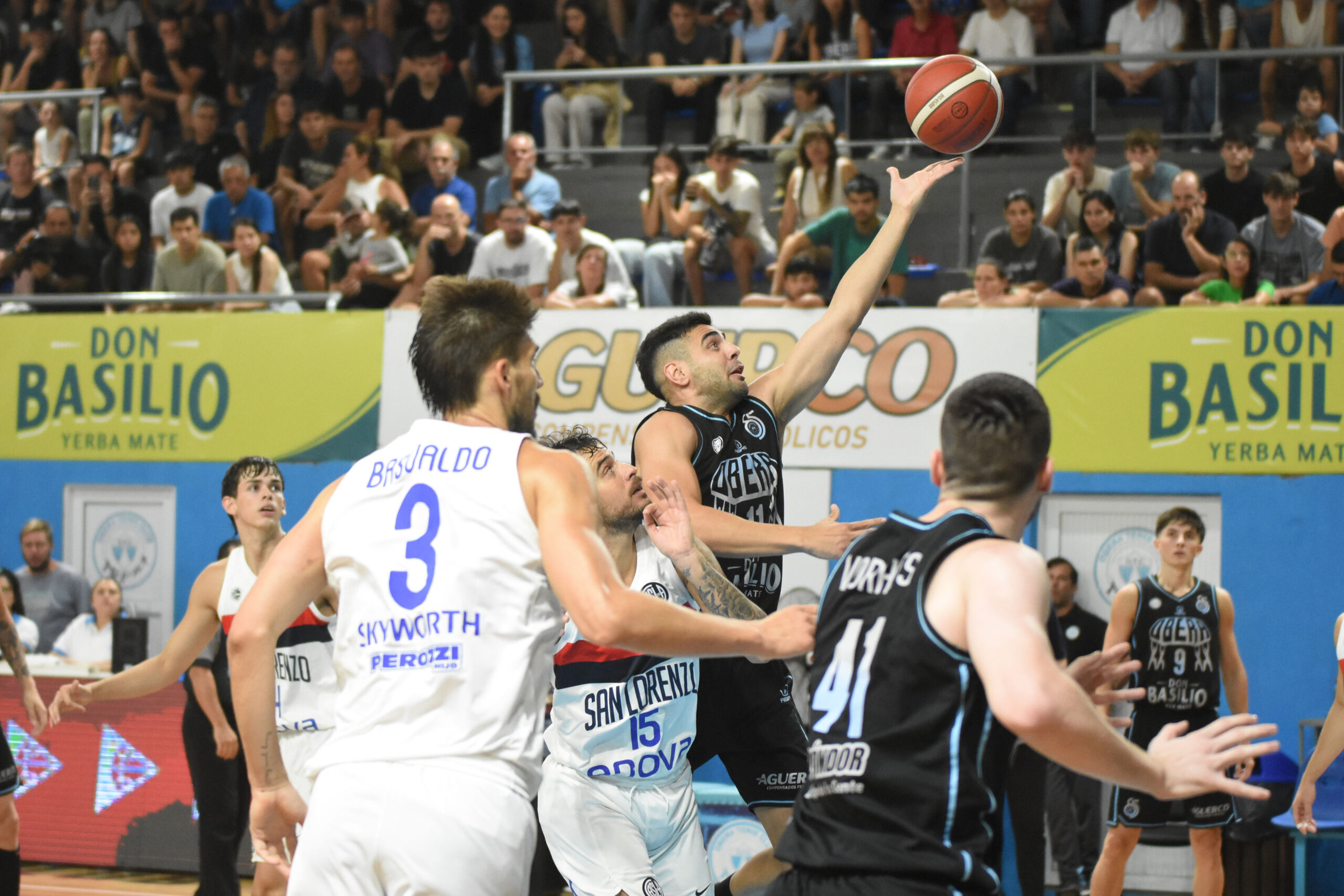 Un Celeste descolorido